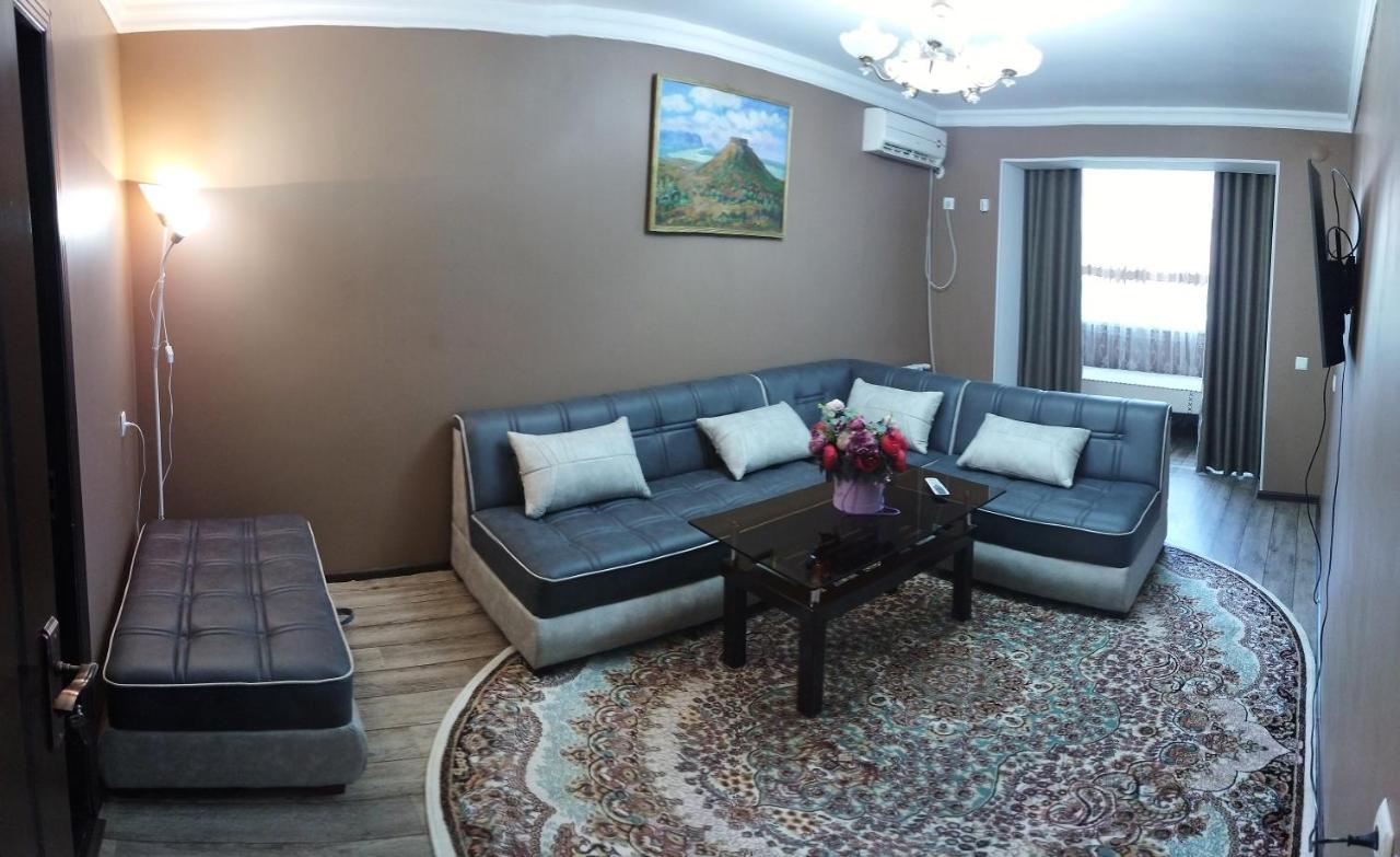 Apartment Near Farkhadskiy Bazar Ташкент Екстериор снимка
